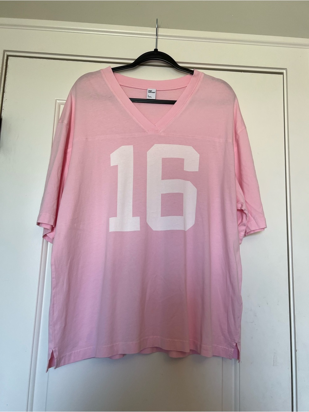 TNA Soft Feels™ Pastel Pink V‑Neck Tee